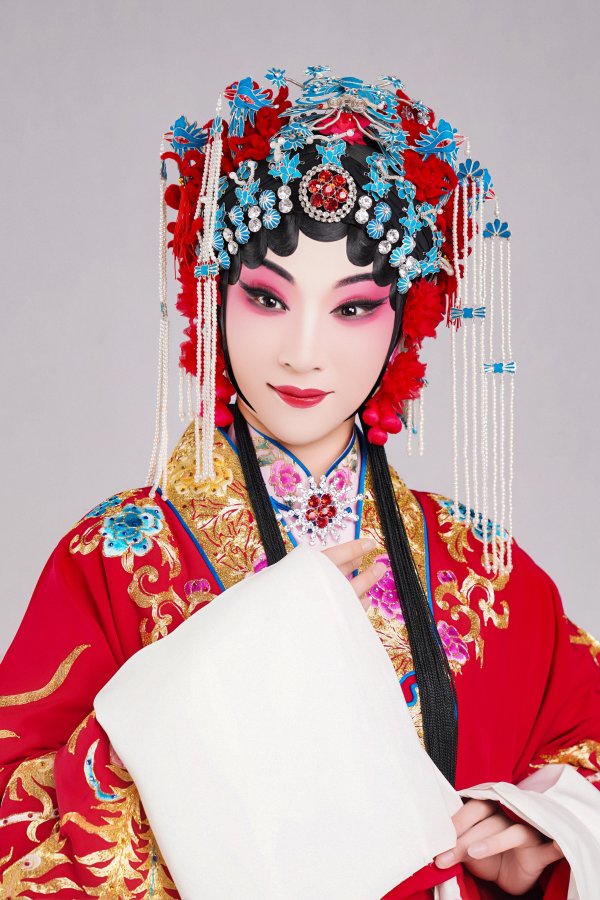 通盈证券 致敬师门传承，程派青衣白思然携《锁麟囊》《碧玉簪》登台