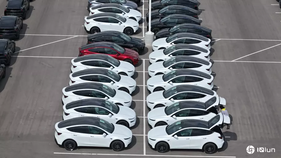 配资吧 特斯拉加速“新款”车型在德州超级工厂投产，开启千元级电动车新篇章